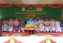 ពិធីជួបសំណេះសំណាលជាមួយ កម្មករ-កម្មការិនី និយោជិត ជាង១ម៉ឺន៥ពាន់នាក់ នៅតាមបណ្តារោងចក្រតាមផ្លូវជាតិលេខ៤