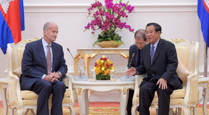 សម្តេចតេជោ នាយករដ្ឋមន្ត្រី អញ្ជើញជួបពិភាក្សាការងារ ជាមួយអនុប្រធានក្រុមហ៊ុន GE របស់សហរដ្ឋអាមេរិក