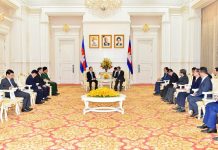 សម្តេចអគ្គមហាសេនាបតីតេជោ ហ៊ុន សែន អនុញ្ញាតអោយឯកឧត្តមឯកអគ្គរដ្ឋទូតវៀតណាម ឯកឧត្តមឯកអគ្គរាជទូតជប៉ុន និងលោកជំទាវ ឯកអគ្គរដ្ឋទូតសាធារណរដ្ឋឥណ្ឌា ចូលជួបសំដែងការគួរសម