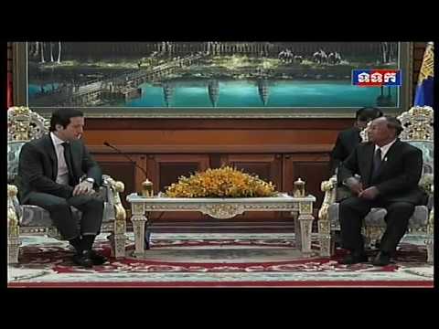 សម្តេចអគ្គមហាពញាចក្រី ហេង សំរិន អនុញាតឱ្យ គណៈប្រតិភូទីក្រុងហូជីមីញ ចូលជួបសំដែងការគួសម