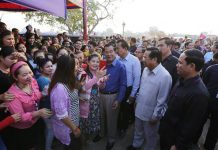 ពិធីជួបសំណេះសំណាលជាមួយកម្មករ-កម្មការិនី និងនិយោជិតចំនួន១៥១៩០នាក់ មកពី១៥រោងចក្រ នៅតំបន់ទឹកថ្លា