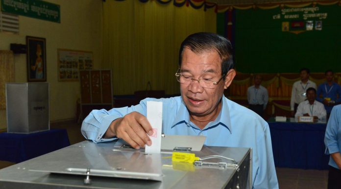 សម្ដេចតេជោ នាយករដ្ឋមន្ត្រី អញ្ជើញបោះឆ្នោតជ្រើសតាំងសមាជិកព្រឹទ្ធសភា នីតិកាលទី៤ នៅមណ្ឌលភូមិភាគ៣ ខេត្តកណ្ដាល