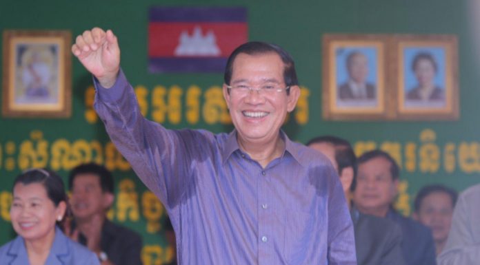 សម្តេចតេជោ ហ៊ុន សែន អញ្ជើញជួបសំណេះសំណាល ជាមួយកូនក្មួយកម្មករចំនួន ២១,១៩១នាក់ នៅតំបន់សេដ្ឋកិច្ចពិសេស ក្រុងព្រះសីហនុ