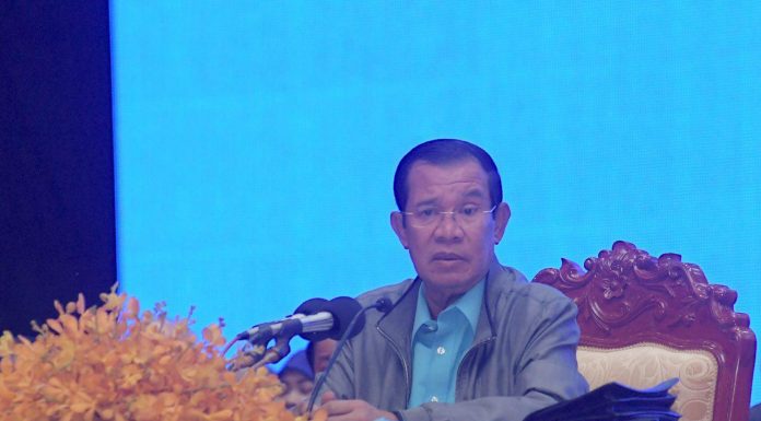 សម្តេចតេជោ ហ៊ុន សែន អញ្ជើញជួបសំណេះសំណាលជាមួយក្រុម សមាគមគ្រូពេទ្យស្ម័គ្រចិត្តយុវជនសម្តេចតេជោ