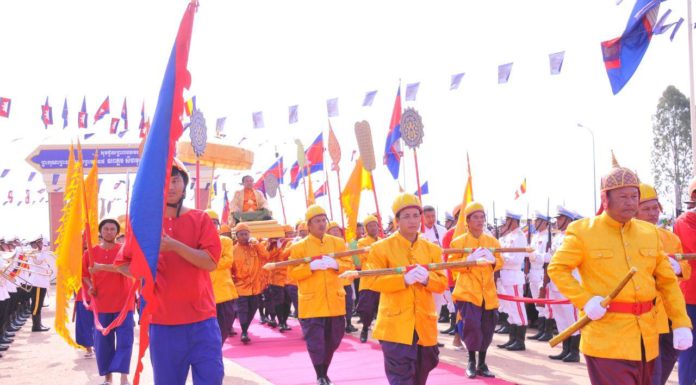 ព្រះរាជពិធីច្រត់ព្រះនង្គ័ល ជាការប្រកាសប្រាប់កសិករនៅក្នុងប្រទេសថា រដូវធ្វើស្រែចម្ការ មកដល់ហើយ