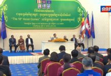 សម្តេចអគ្គមហាសេនាបតីតេជោ ហ៊ុន សែន អញ្ជើញជួបសំណេះសំណាល ជាមួយប្រតិភូកីឡាកម្ពុជា ចូលរួមប្រកួតកីឡាអាស៊ី លើកទី១៩ នៅប្រទេសឥណ្ឌូនេស៊ី