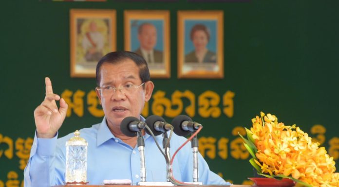 សម្តេចតេជោ ហ៊ុន សែន អញ្ជើញចុះជួបកម្មករ-កម្មការិនី និងនិយោជិតជាង១ម៉ឺននាក់នៅរោងចក្រតំបន់លូ៥