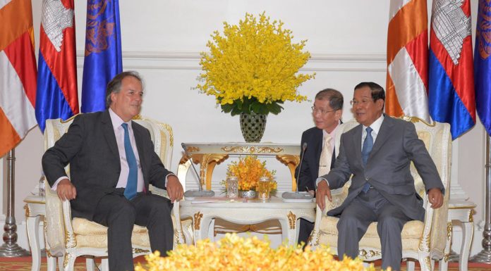 សម្តេចតេជោ ហ៊ុន សែន ជួបពិភាក្សាការងារជាមួយអនុរដ្ឋមន្ត្រីការបរទេស ចក្រភពអង់គ្លេស ទទួលបន្ទុកអាស៊ី និងប៉ាស៊ីហ្វិក