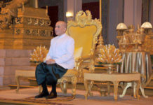 សម្តេចតេជោនាយករដ្ឋមន្ត្រី ដឹកនាំសមាជិករាជរដ្ឋាភិបាលអាណត្តិទី៦ ចូលធ្វើសច្ចាប្រណិធានក្នុងព្រះបរមរាជវាំង