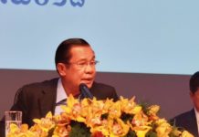 (សម្លេង) ប្រសាសន៍ របស់សម្តេចតេជោ ហ៊ុន សែន ថ្លែងក្នុងឱកាសជួបសំណេះសំណាលជាមួយបងប្អូនពលរដ្ឋខ្មែររស់នៅទ្វីបអឺរ៉ុប ប្រមាណជាង១០០០នាក់ នាទីក្រុងប៊្រុចសែល