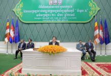 សម្តេចតេជោ ហ៊ុន សែន អញ្ជើញជួបសំណេះសំណាល និងប្រគល់រង្វាន់ដល់សិស្សនិទ្ទេស A