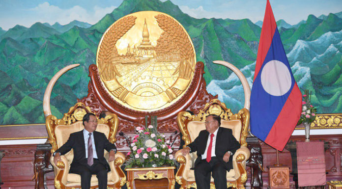 សម្តេចតេជោ ហ៊ុន សែន អញ្ជើញជួបប្រធានាធិបតីឡាវ