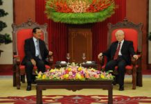 សម្តេចនាយករដ្ឋមន្រ្តី ហ៊ុន សែន អញ្ជើញចូលជួបសម្តែងការគួរសម និង សវនាការជាមួយអគ្គលេខាធិការបក្ស និងជាប្រធានរដ្ឋវៀតណាម