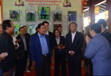 ថ្នាក់ដឹកនាំកំពូល អញ្ជើញទស្សនាពិព័រណ៌រូបថត និងប្លង់គម្រោងអភិវឌ្ឍន៍ នៅតំបន់វិស្សមកាលទេសចរណ៍ តារាសាគរ ខេត្តកោះកុង