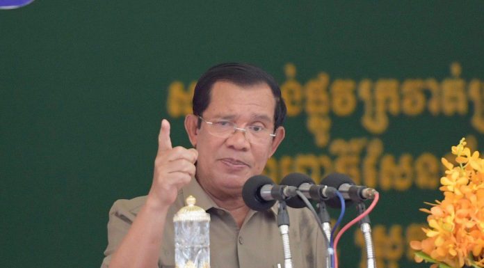 សម្ដេចតេជោ៖ ប្រធានបទទំនាក់ទំនងសេដ្ឋកិច្ច ពាណិជ្ជកម្ម និងវិនិយោគ គឺជាចំណុចស្នូលនៃកិច្ចពិភាក្សា ក្នុងដំណើរទស្សនកិច្ចទៅកាន់ប្រទេសចិន