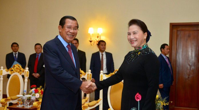 សម្ដេចតេជោនាយករដ្ឋមន្ត្រី ទទួលជួបលោកជំទាវ ប្រធានរដ្ឋសភាវៀតណាម