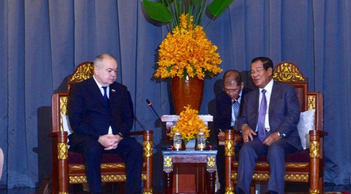 សម្តេចតេជោ ហ៊ុន សែន អនុញ្ញាតឱ្យអនុប្រធានក្រុមប្រឹក្សាសហព័ន្ធ នៃសហព័ន្ធរុស្ស៊ី ចូលជួបពិភាក្សាការងារ