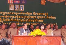 សម្ដេចតេជោ អំពាវនាវឱ្យស្ថានីយទូរទស្សន៍នានាបន្តផ្ដល់សិទ្ធិឱ្យអ្នក គ ថ្លង់ បានយល់អំពីសភាពការណ៍តាមរយៈព័ត៌មាននានា