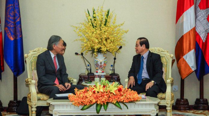ឯកអគ្គរដ្ឋទូតជប៉ុនប្រចាំកម្ពុជាស្នើសុំការគាំទ្រឱ្យមានសមាសភាពចៅក្រម ព្រះរាជអាជ្ញា និងបុគ្គលិកជប៉ុនធ្វើការនៅសាលាក្តីខ្មែរក្រហម