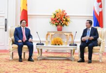សម្តេចតេជោ ហ៊ុន សែន អញ្ជើញទទួលជួបពិភាក្សាការងារមួយនាយករដ្ឋមន្ត្រីវៀតណាម