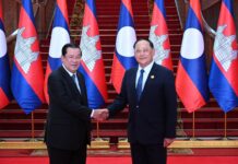 សម្ដេចតេជោ ហ៊ុន សែន អញ្ជើញជួបពិភាក្សាទ្វេភាគីជាមួយនាយករដ្ឋមន្ត្រី នៃប្រទេសឡាវ