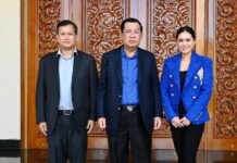 សម្តេចតេជោ ហ៊ុន សែន ទុកពេលទទួលអតីតបុគ្គលិក VOD ចូលក្របខណ្ឌរដ្ឋ ត្រឹមម៉ោង៥ល្ងាចថ្ងៃទី២៨ ខែកុម្ភៈ
