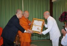 ព្រះមហាក្សត្រ ប្រទានព្រះរាជសារថ្លែងអំណរគុណ សម្តេចតេជោ ហ៊ុន សែន ដែលបានថ្វាយព្រះពរព្រះអង្គ ចំពោះការទទួលបានព្រះរាជគោរមងារជា «ព្រះរាជពុទ្ធមាមកាភិបាល នៃអង្គការពុទ្ធសាសនិកពិភពលោក»