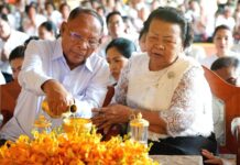 សម្តេចមហាបវរធិបតី ហ៊ុន ម៉ាណែត នាយករដ្ឋមន្រ្តីនៃព្រះរាជាណាចក្រកម្ពុជា ផ្ញើសារលិខិតជូនពរសម្តេចអគ្គមហាពញាចក្រី ហេងសំរិន ប្រធានកិត្តិយសក្រុមឧត្តមប្រឹក្សាផ្ទាល់ព្រះមហាក្សត្រ និងសម្តេចធម្មវិសុទ្ធវង្សា ក្នុងឱកាសចូលឆ្នាំថ្មី ឆ្នាំសកល២០២៤