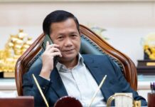 សម្តេចធិបតី ចូលរួមរំលែកទុក្ខចំពោះវីរៈកងទ័ពកម្ពុជាដែលបានពលី និងប្រជាជនស៊ីវិលដែលបានស្លាប់ដោយសារការប្រយុទ្ធគ្នា និងសូមកោតសរសើរចំពោះវីរភាពដ៏អង់អាចក្លាហានរបស់កងទ័ព និងកងនគរបាលជាតិរបស់យើង ដែលកំពុងធ្វើប្រតិបត្តិការយ៉ាងសកម្មក្នុងកិច្ចការការពារបូរណភាពទឹកដីរបស់យើង
