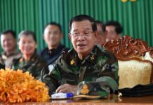 សម្តេចតេជោ ហ៊ុន សែន អំពាវនាវដល់បងប្អូនជនរួមជាតិកម្ពុជាកុំភ័យស្លន់ស្លោរហូតទិញអង្ករទំនិញស្តុកទុកឬការលក់ទំនិញដំឡើងថ្លៃ