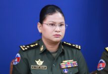 អ្នកនាំពាក្យក្រសួងការពារជាតិ៖ កងកម្លាំងកម្ពុជាចំនួន២០រូប ដែលថៃចាប់ជាចំណាប់ខ្មាំង មកទល់ពេលនេះកម្ពុជាបានទទួលសព ១រូប និងកំពុងចចារដើម្បីនាំ ២០រូបផ្សេងទៀតមកកម្ពុជាវិញដោយសុខសុវត្ថិភាព និងលឿនបំផុត