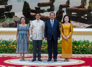 សម្តេចតេជោ ហ៊ុន សែន អញ្ជើញទទួលបដិសណ្ឋារកិច្ចស្វាគមន៍ដំណើរបំពេញទស្សនកិច្ចផ្លូវរដ្ឋ ប្រធានាធិបតី ហ្វីលីពីន