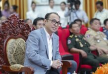 ឯកឧត្ដមឧបនាយករដ្ឋមន្រ្តីប្រចាំការ វង្សី វិស្សុត អញ្ជើញសម្ពោធជាផ្លូវការមន្ទីរពិសោធន៍នវានុវត្តន៍ខេត្តកំពង់ធំ (InnoLab Kampong Thom)