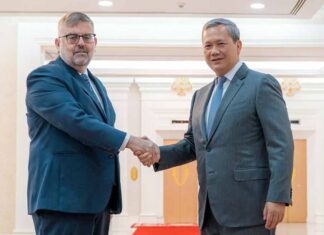 UNAIDS អបអរសាទរកម្ពុជាចំពោះភាពជោគជ័យ នៃការសម្រេចបាននូវគោលដៅសកលមេរោគអេដស៍ ៩៥-៩៥-៩៥