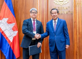 សម្តេចតេជោ ហ៊ុន សែន អនុញ្ញាតឱ្យ លោក Brian D. McFeeters ប្រធាននាយកប្រតិបត្តិក្រុមប្រឹក្សាធុរកិច្ច អាមេរិក-អាស៊ាន និងគណៈប្រតិភូតំណាងក្រុមហ៊ុនអាមេរិក ចូលជួបសម្ដែងការគួរសម