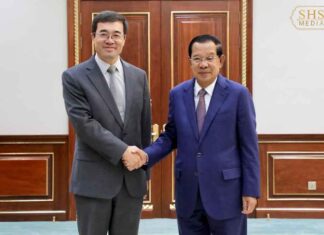 សម្តេចតេជោ ហ៊ុន សែន អនុញ្ញាតឱ្យលោកសាស្ត្រាចារ្យ កាវ ហ្វៃ (Gao Fei) នាយកសាកលវិទ្យាល័យការបរទេសចិន (CFAU) ចូលជួបសម្ដែងការគួរសម