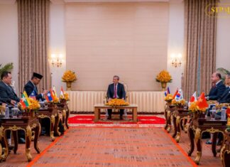 អាស៊ាន និងអាស៊ានបូកបីប្តេជ្ញាចិត្តរួមគ្នាកសាងមុខងារសាធារណៈមួយ ដែលយកប្រជាជនជាស្នូល