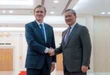 United States Commits to Further Strengthening Defence Cooperation with Cambodia
