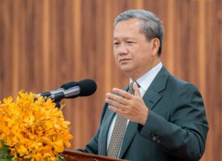(ហ្វេសប៊ុក) សារពិសេសរបស់សម្ដេចធិបតី ហ៊ុន ម៉ាណែត ពាក់ព័ន្ធនឹងការផ្អាកការរុះរើសាលាដូង