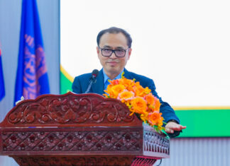 ឯកឧត្ដមឧបនាយករដ្ឋមន្ត្រីប្រចាំការ វង្សី វិស្សុត បើកសិក្ខាសាលាពិគ្រោះយោបល់ស្តីពីផែនការយុទ្ធសាស្ត្រអភិវឌ្ឍន៍កសិកម្មខេត្តកំពង់ធំ ឆ្នាំ២០២៦-២០៣០