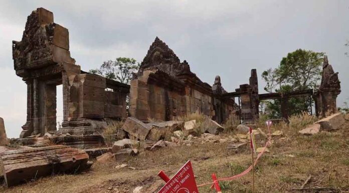 ឯកឧត្តម នេត្រ ភក្ត្រា៖ប្រាសាទព្រះវិហារក្រោមគ្រាប់ផ្លោង៖ ស្លាកស្នាមនៃសកម្មភាពឈ្លានពានប្រដាប់អាវុធរបស់យោធាថៃលើបេតិកភណ្ឌពិភពលោក