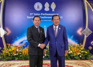 សម្ដេចតេជោ ហ៊ុន សែន អញ្ជើញទទួលជួបសម្ដែងការគួរសម និងពិភាក្សាការងារ ជាមួយឯកឧត្តម Sultan Baktiar Najamudin ប្រធានព្រឹទ្ធសភា នៃសាធារណរដ្ឋឥណ្ឌូនេស៊ី