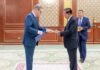 សម្តេចតេជោ ហ៊ុន សែន អនុញ្ញាតឱ្យ ឯកឧត្តម Diego Pelufo Acosta y Lara ឯកអគ្គរដ្ឋទូតតែងតាំងថ្មីនៃសាធារណរដ្ឋអ៊ុយរូហ្កាយ ប្រចាំព្រះរាជាណាចក្រកម្ពុជា ចូលជួបសម្ដែងការគួរសម និងប្រគល់សារតាំង